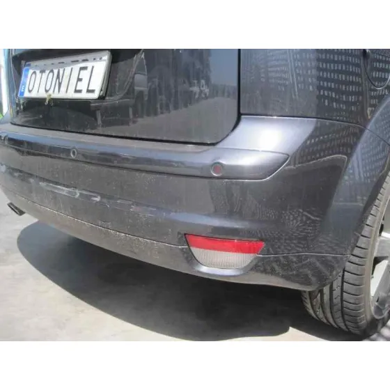 FORD FOCUS BERLINA (CAP) '2006 AMBIENTE (D) NEGRO