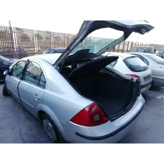 FORD MONDEO BERLINA (GE) '2001 * GRIS