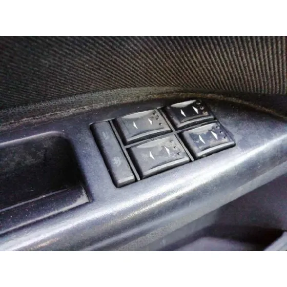 FORD MONDEO BERLINA (GE) '2001 * GRIS