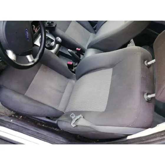 FORD MONDEO BERLINA (GE) '2001 * GRIS