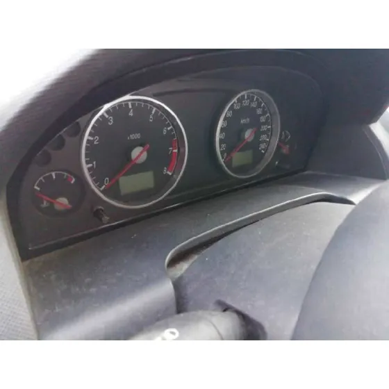 FORD MONDEO BERLINA (GE) '2001 * GRIS