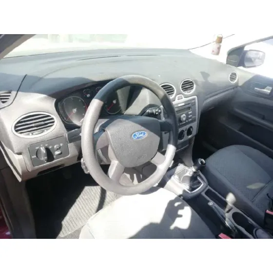 FORD FOCUS BERLINA (CAP) '2005 1.6 TDCI CAT GRANATE