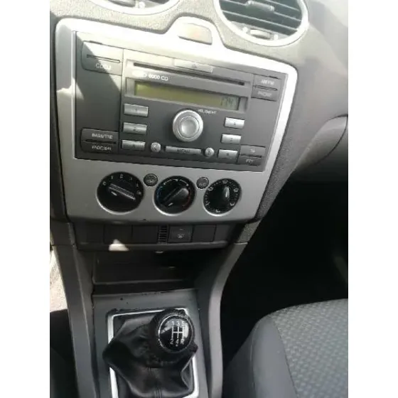 FORD FOCUS BERLINA (CAP) '2005 1.6 TDCI CAT GRANATE