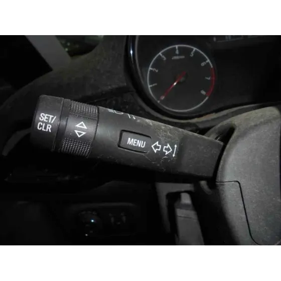 OPEL CORSA E '2016 COLOR EDITION GRIS