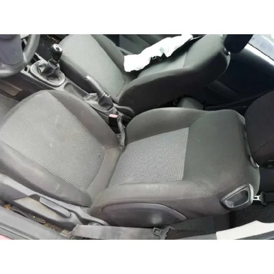 OPEL CORSA D '2009 "111 YEARS" ROJO