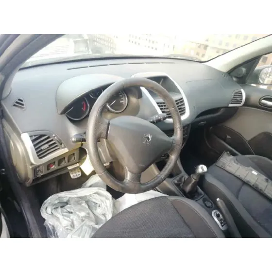 PEUGEOT 206+ '2010 BASICO NEGRO