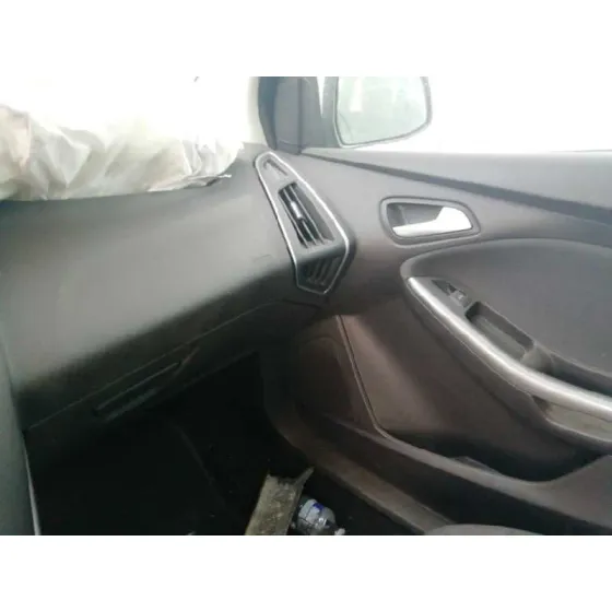 FORD FOCUS LIM. (CB8) '2014 1.6 TDCI CAT BLANCO