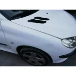PEUGEOT 206 BERLINA PEUGEOT 206 BERLINA '2004 X-LINE BLANCO 2002