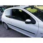 PEUGEOT 206 BERLINA PEUGEOT 206 BERLINA '2004 X-LINE BLANCO 2002