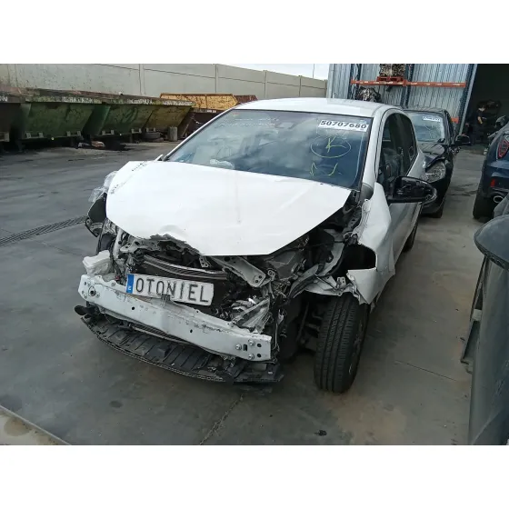 Toyota YARIS (_P13_) 2012