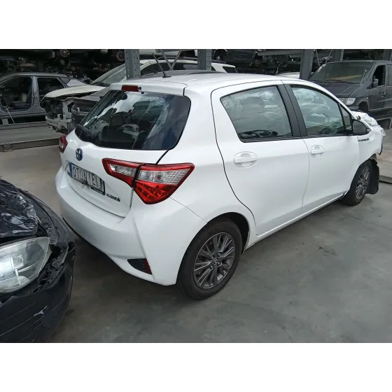 Toyota YARIS (_P13_) 2012