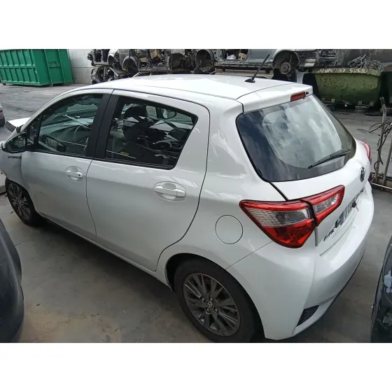 Toyota YARIS (_P13_) 2012