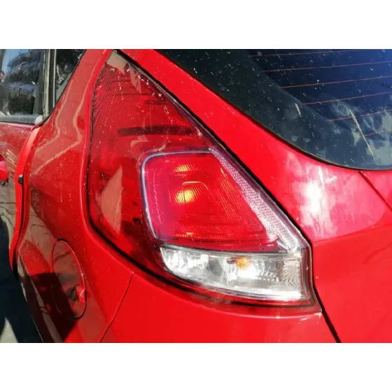 FORD FIESTA (CCN) '2017 1.25 16V CAT ROJO