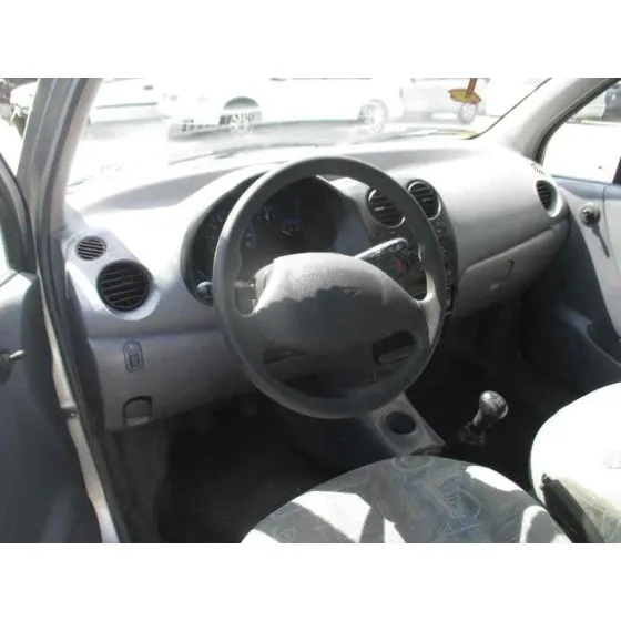 DAEWOO MATIZ '2000 CD PLATA