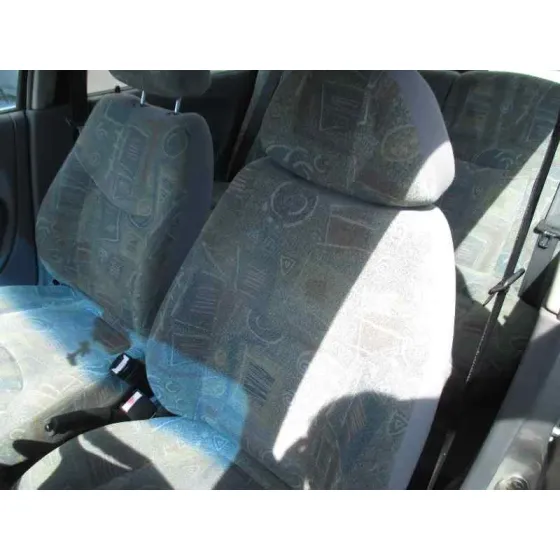DAEWOO MATIZ '2000 CD PLATA