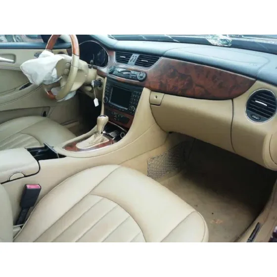 MERCEDES CLASE CLS (W219) '2006 350 CGI (219.357) ROJO
