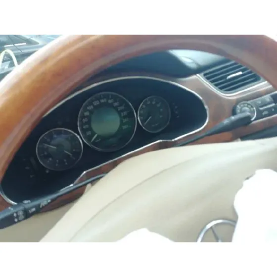 MERCEDES CLASE CLS (W219) '2006 350 CGI (219.357) ROJO
