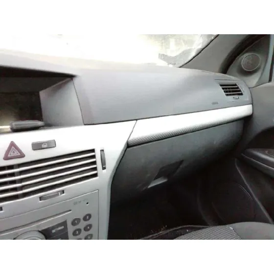 OPEL ASTRA GTC '2005 1.6 16V AZUL
