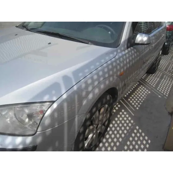 FORD MONDEO BERLINA (GE) '2002 AMBIENTE (06.2003->) (D) PLATA