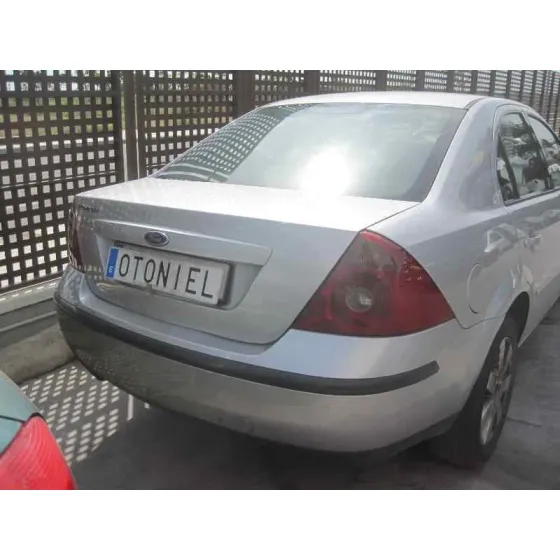 FORD MONDEO BERLINA (GE) '2002 AMBIENTE (06.2003->) (D) PLATA