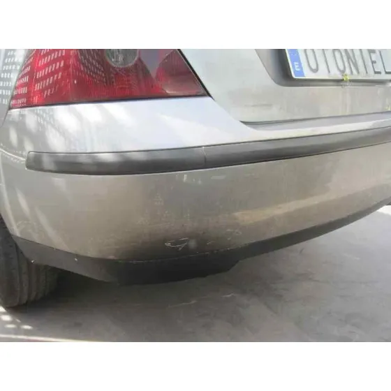 FORD MONDEO BERLINA (GE) '2002 AMBIENTE (06.2003->) (D) PLATA