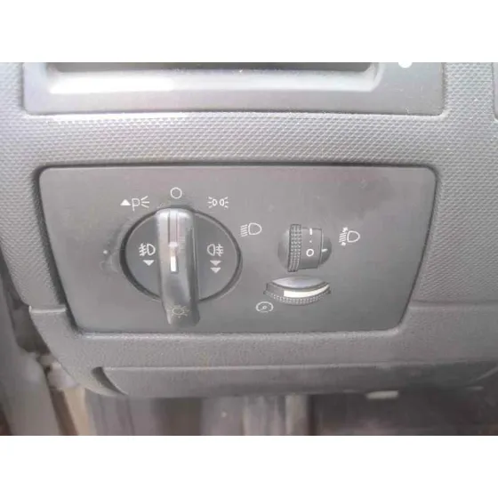 FORD MONDEO BERLINA (GE) '2002 AMBIENTE (06.2003->) (D) PLATA