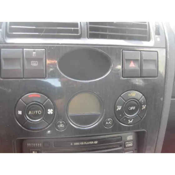 FORD MONDEO BERLINA (GE) '2002 AMBIENTE (06.2003->) (D) PLATA