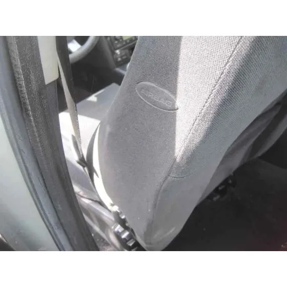 FORD MONDEO BERLINA (GE) '2002 AMBIENTE (06.2003->) (D) PLATA