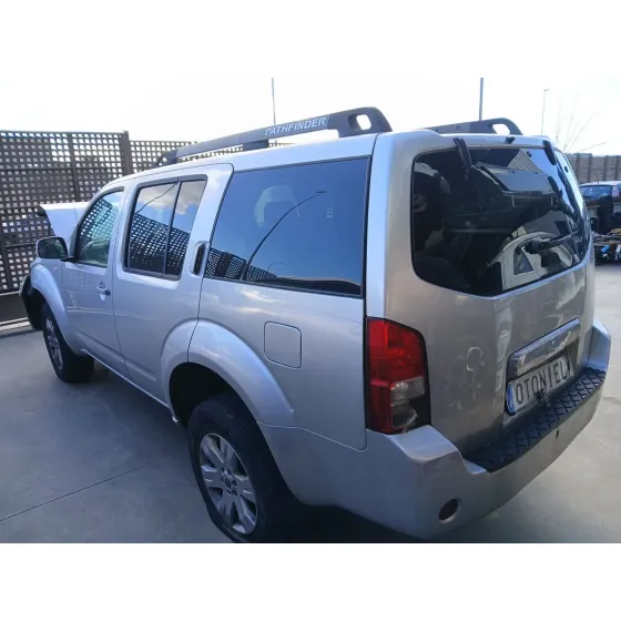 MOTOR YD25. CAMBIO MANUAL 4X4 6V CVF/KW: 15.18/128