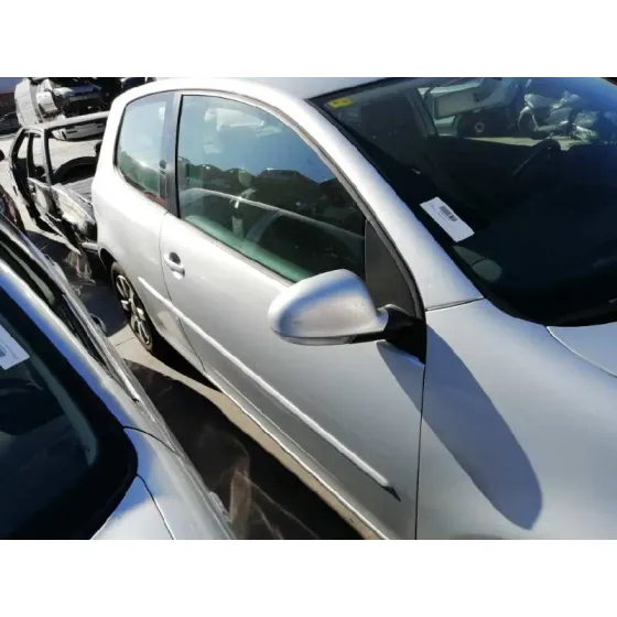 VOLKSWAGEN GOLF V BERLINA (1K1) '2004 1.9 TDI PLATA