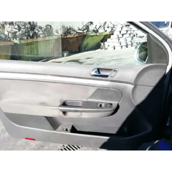VOLKSWAGEN GOLF V BERLINA (1K1) '2004 1.9 TDI PLATA
