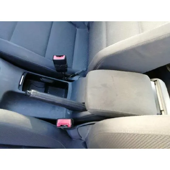 VOLKSWAGEN GOLF V BERLINA (1K1) '2004 1.9 TDI PLATA