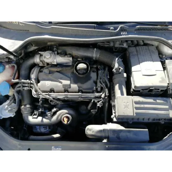 VOLKSWAGEN GOLF V BERLINA (1K1) '2004 1.9 TDI PLATA