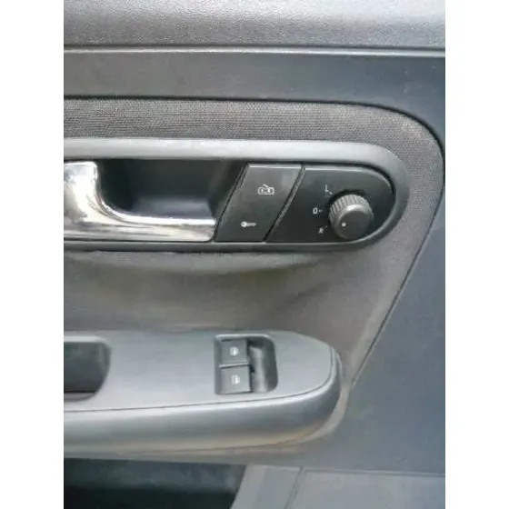 SEAT IBIZA (6L1) '2005 1.9 TDI NEGRO