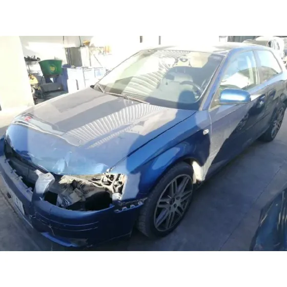 AUDI A3 (8P) '2004 2.0 TDI AMBIENTE AZUL
