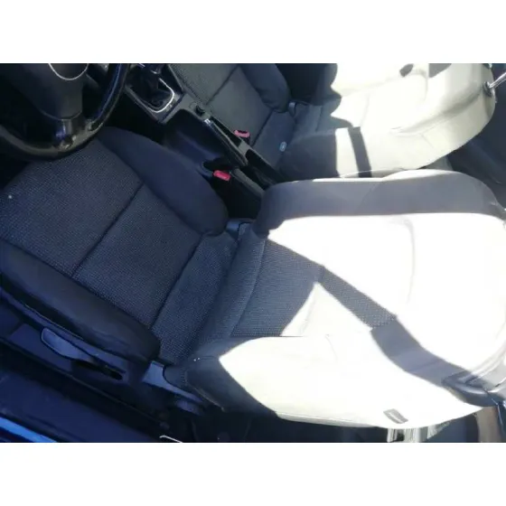 AUDI A3 (8P) '2004 2.0 TDI AMBIENTE AZUL