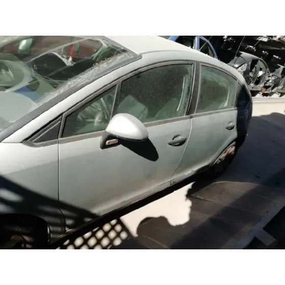 CITROEN C4 BERLINA '2007 COLLECTION PLATA