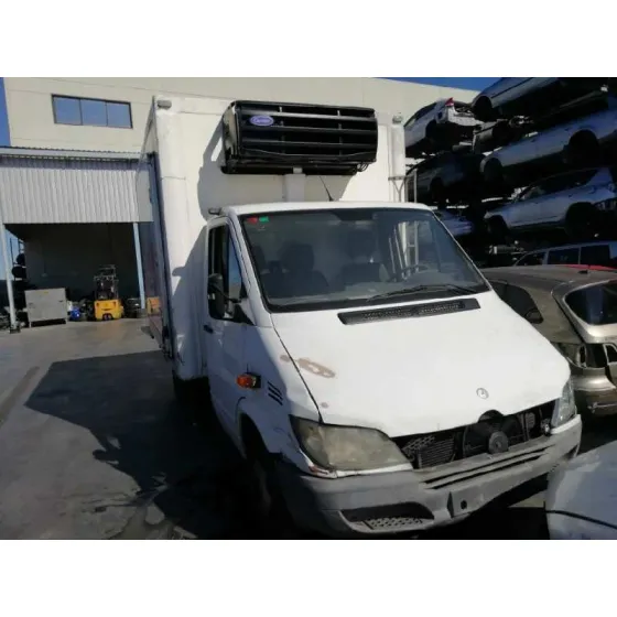 MERCEDES SPRINTER 02.00 -> CAJA ABIERTA '2003 413 CDI (904.612-613) BLANCO
