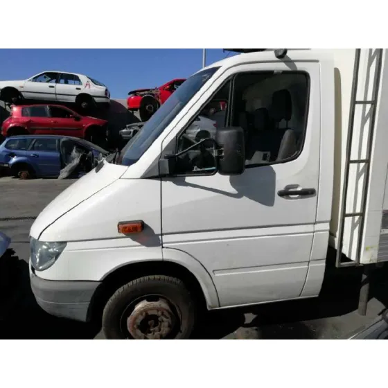 MERCEDES SPRINTER 02.00 -> CAJA ABIERTA '2003 413 CDI (904.612-613) BLANCO