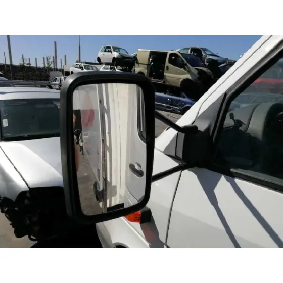 MERCEDES SPRINTER 02.00 -> CAJA ABIERTA '2003 413 CDI (904.612-613) BLANCO