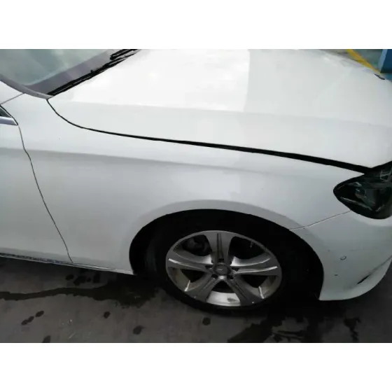 MERCEDES CLASE E LIM. (W213) '2016 E 220 D (213.004) BLANCO