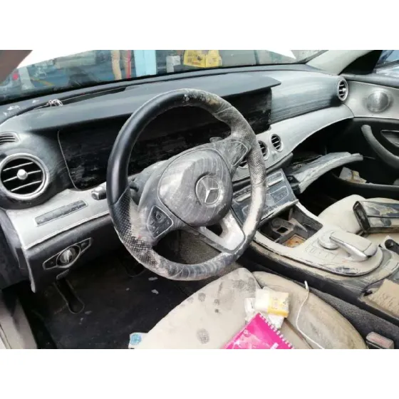 MERCEDES CLASE E LIM. (W213) '2016 E 220 D (213.004) BLANCO