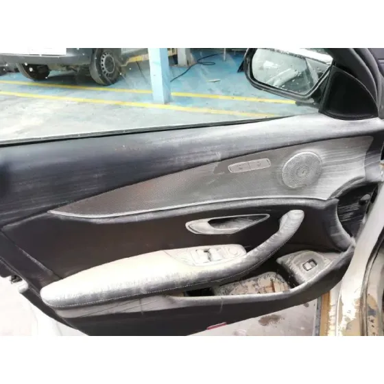 MERCEDES CLASE E LIM. (W213) '2016 E 220 D (213.004) BLANCO