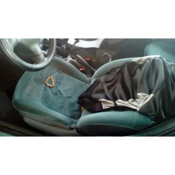 PEUGEOT 206 BERLINA '2001 X-LINE VERDE
