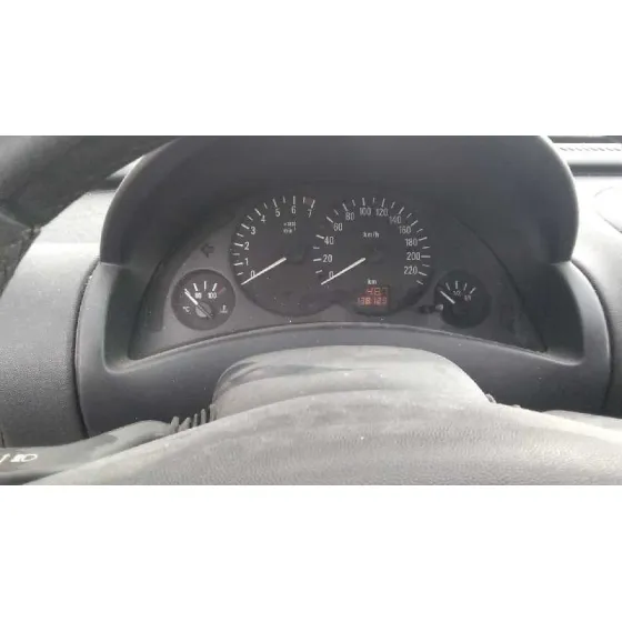 OPEL CORSA C '2003 1.4 16V GRIS PLATA