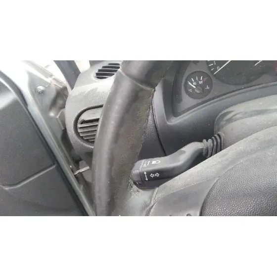 OPEL CORSA C '2003 1.4 16V GRIS PLATA