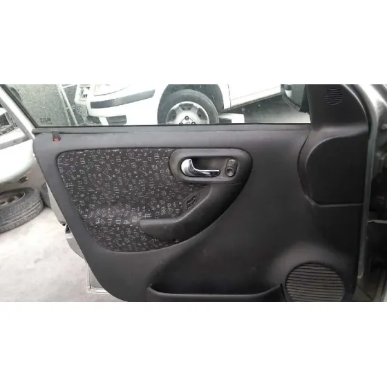 OPEL CORSA C '2003 1.4 16V GRIS PLATA