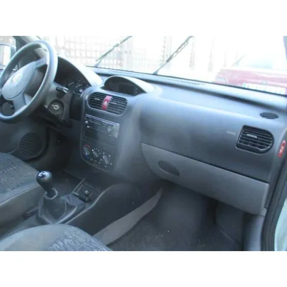 OPEL CORSA C '2001 CLUB VERDE