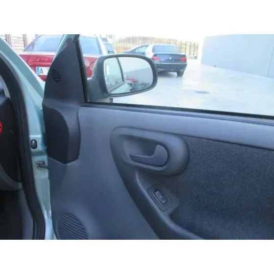 OPEL CORSA C '2001 CLUB VERDE