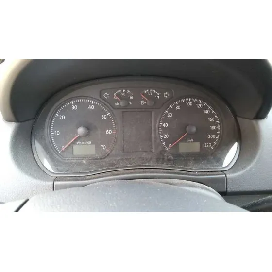 VOLKSWAGEN POLO (9N3) '2009 1.2 ROJO